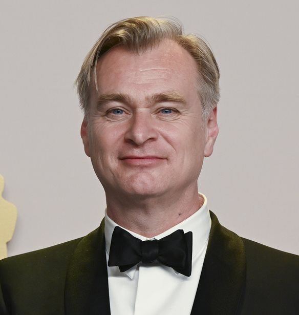 &#x39F; Christopher Nolan &#x3C7;&#x3C1;&#x3AF;&#x3C3;&#x3C4;&#x3B7;&#x3BA;&#x3B5; &#x3B9;&#x3C0;&#x3C0;&#x3CC;&#x3C4;&#x3B7;&#x3C2; | &#x3A4;&#x3BF; &#x3C3;&#x3C7;&#x3CC;&#x3BB;&#x3B9;&#x3BF; &#x3C0;&#x3BF;&#x3C5; &#x3AD;&#x3BA;&#x3B1;&#x3BD;&#x3B5; &#x3BF; &#x3B2;&#x3B1;&#x3C3;&#x3B9;&#x3BB;&#x3B9;&#x3AC;&#x3C2; &#x39A;&#x3AC;&#x3C1;&#x3BF;&#x3BB;&#x3BF;&#x3C2; &#x3B3;&#x3B9;&#x3B1; &#x3C4;&#x3BF; Oppenheimer