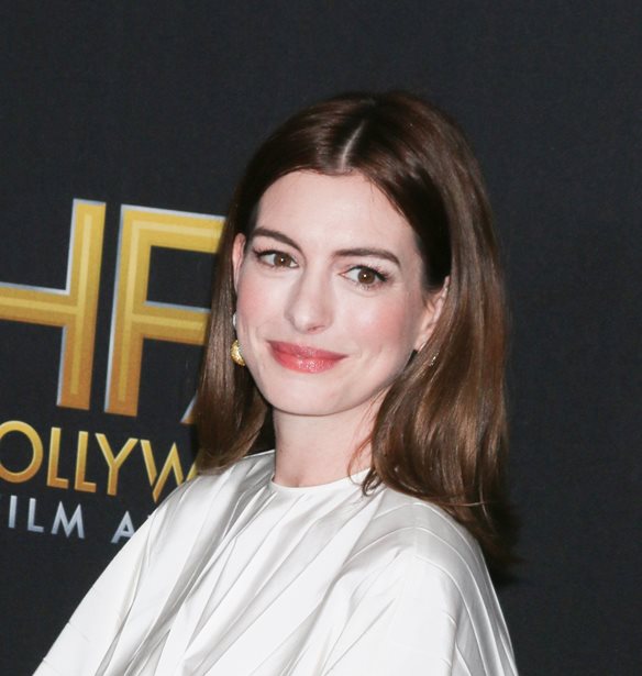 &#x3A0;&#x3BF;&#x3CD; &#x3B5;&#x3BD;&#x3C4;&#x3CC;&#x3C0;&#x3B9;&#x3C3;&#x3B5; &#x3BF; &#x3C6;&#x3C9;&#x3C4;&#x3BF;&#x3B3;&#x3C1;&#x3B1;&#x3C6;&#x3B9;&#x3BA;&#x3CC;&#x3C2; &#x3C6;&#x3B1;&#x3BA;&#x3CC;&#x3C2; &#x3C4;&#x3B7;&#x3BD; Anne Hathaway;