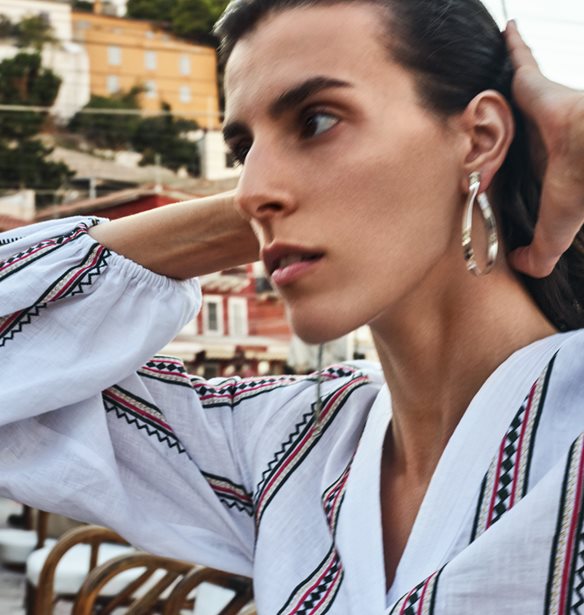 Τα κοσμήματα Yannis Sergakis βρήκαν τη δική τους θέση στην Ύδρα