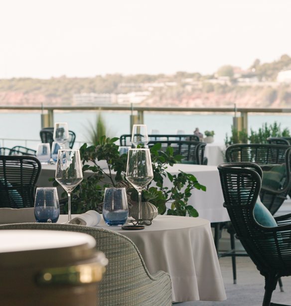 Pelagos | &#x39F; &#x3BD;&#x3AD;&#x3BF;&#x3C2; &#x3C0;&#x3C1;&#x3BF;&#x3BF;&#x3C1;&#x3B9;&#x3C3;&#x3BC;&#x3CC;&#x3C2; fine dining &#x3C4;&#x3B7;&#x3C2; &#x3C0;&#x3CC;&#x3BB;&#x3B7;&#x3C2;