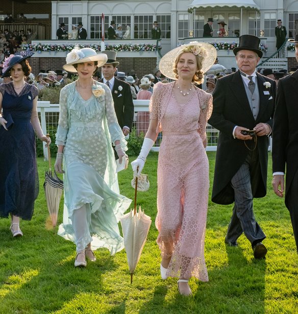 Downton Abbey | &#x3A0;&#x3CC;&#x3C4;&#x3B5; &#x3BA;&#x3C5;&#x3BA;&#x3BB;&#x3BF;&#x3C6;&#x3BF;&#x3C1;&#x3B5;&#x3AF; &#x3B7; &#x3C4;&#x3B5;&#x3BB;&#x3B5;&#x3C5;&#x3C4;&#x3B1;&#x3AF;&#x3B1; &#x3C4;&#x3B1;&#x3B9;&#x3BD;&#x3AF;&#x3B1; &#x3C3;&#x3C4;&#x3B9;&#x3C2; &#x3B5;&#x3BB;&#x3BB;&#x3B7;&#x3BD;&#x3B9;&#x3BA;&#x3AD;&#x3C2; &#x3BA;&#x3B9;&#x3BD;&#x3B7;&#x3BC;&#x3B1;&#x3C4;&#x3BF;&#x3B3;&#x3C1;&#x3B1;&#x3C6;&#x3B9;&#x3BA;&#x3AD;&#x3C2; &#x3B1;&#x3AF;&#x3B8;&#x3BF;&#x3C5;&#x3C3;&#x3B5;&#x3C2;