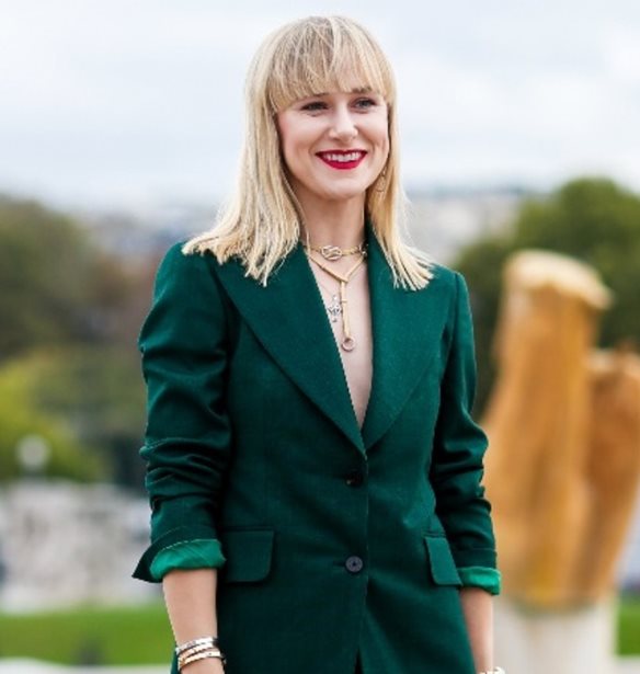 7 outfits τελευταίας στιγμής που θα σε βγάλουν ασπροπρόσωπη τα Χριστούγεννα