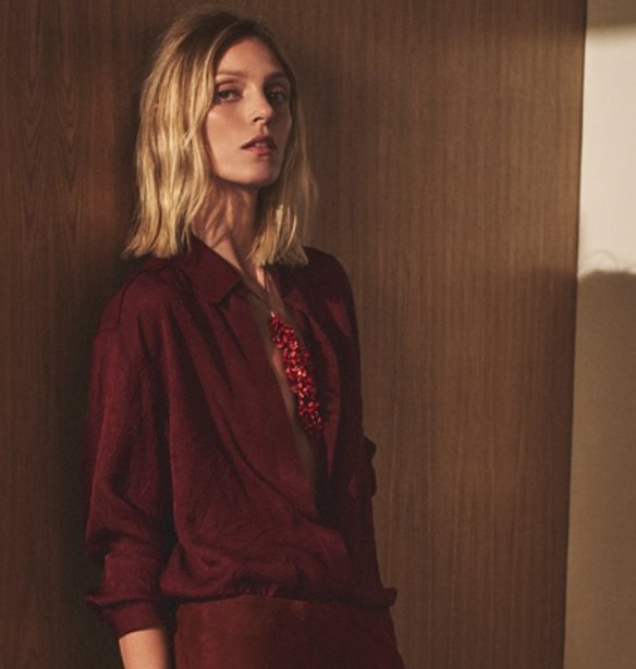 &#x397; &quot;quiet luxury&quot; &#x3BA;&#x3B1;&#x3C6;&#x3AD; &#x3C6;&#x3BF;&#x3CD;&#x3C3;&#x3C4;&#x3B1; &#x3B1;&#x3C0;&#x3CC; &#x3C4;&#x3B7; Massimo Dutti &#x3C0;&#x3BF;&#x3C5; &#x3B8;&#x3B1; &#x3C6;&#x3BF;&#x3C1;&#x3AD;&#x3C3;&#x3B5;&#x3B9;&#x3C2; &#x3C4;&#x3CE;&#x3C1;&#x3B1; &#x3BA;&#x3B1;&#x3B9; &#x3C4;&#x3BF; &#x3C6;&#x3B8;&#x3B9;&#x3BD;&#x3CC;&#x3C0;&#x3C9;&#x3C1;&#x3BF; &#x3B5;&#x3AF;&#x3BD;&#x3B1;&#x3B9; &#x3C3;&#x3B5; &#x3AD;&#x3BA;&#x3C0;&#x3C4;&#x3C9;&#x3C3;&#x3B7;
