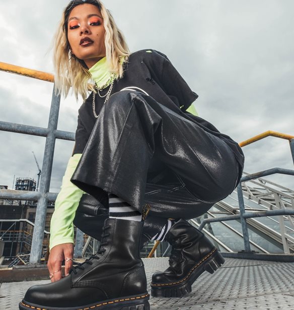 Dr. Martens | Τα αγαπημένα σου μποτάκια ανανεώνονται και γίνονται πιο cool και άνετα