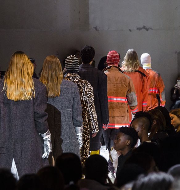 Calvin Klein Φθινόπωρο/Χειμώνας '18-'19: Ο Raf Simons ξέρει πώς να μας εκπλήσσει