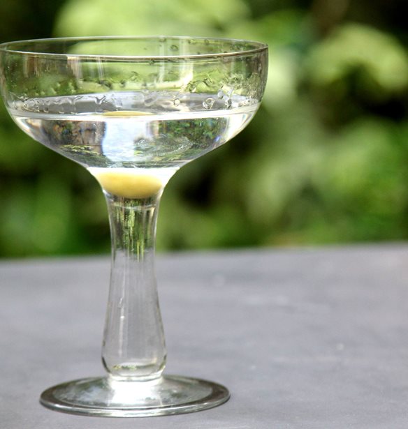 &#x39C;&#x3AE;&#x3C0;&#x3C9;&#x3C2; &#x3B1;&#x3C5;&#x3C4;&#x3CC; &#x3B5;&#x3AF;&#x3BD;&#x3B1;&#x3B9; &#x3C4;&#x3BF; &#x3C0;&#x3B9;&#x3BF; &#x3B5;&#x3BE;&#x3C9;&#x3C4;&#x3B9;&#x3BA;&#x3CC; martini &#x3C0;&#x3BF;&#x3C5; &#x3B8;&#x3B1; &#x3C0;&#x3B9;&#x3B5;&#x3B9;&#x3C2; &#x3C0;&#x3BF;&#x3C4;&#x3AD;;