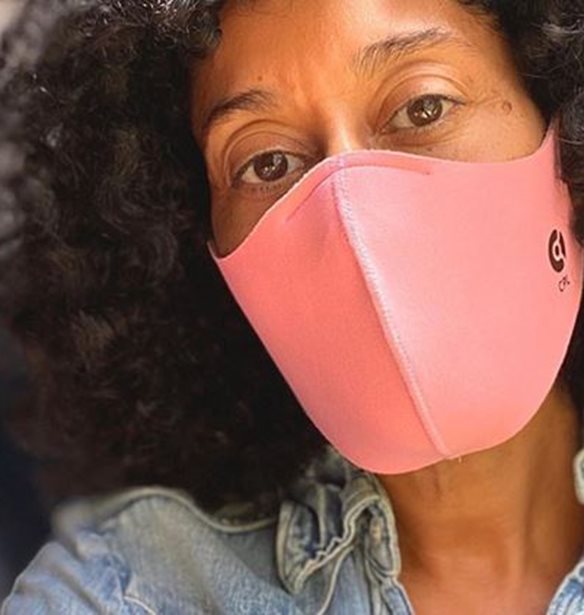 &#x39F;&#x3B9; celebrities &#x3B1;&#x3C0;&#x3BF;&#x3B4;&#x3AD;&#x3C7;&#x3BF;&#x3BD;&#x3C4;&#x3B1;&#x3B9; &#x3C4;&#x3B7;&#x3BD; &#x3C0;&#x3C1;&#x3CC;&#x3BA;&#x3BB;&#x3B7;&#x3C3;&#x3B7; &#x3C4;&#x3BF;&#x3C5; &quot;Wear a Damn Mask&quot;