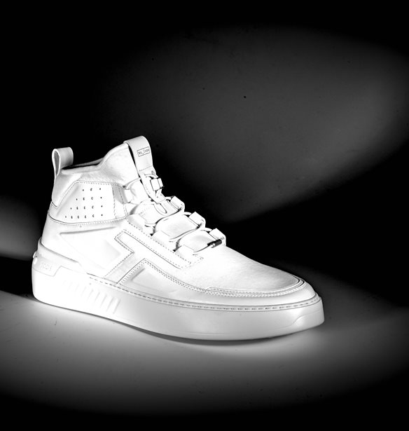 Masters of Design | &#x397; &#x3BD;&#x3AD;&#x3B1; &#x3BA;&#x3B1;&#x3BC;&#x3C0;&#x3AC;&#x3BD;&#x3B9;&#x3B1; Tod&#x2019;s No_Code &#x3BC;&#x3B1;&#x3C2; &#x3C4;&#x3B1;&#x3BE;&#x3B9;&#x3B4;&#x3B5;&#x3CD;&#x3B5;&#x3B9; &#x3C3;&#x3C4;&#x3B7;&#x3BD; &#x3B9;&#x3C3;&#x3C4;&#x3BF;&#x3C1;&#x3AF;&#x3B1; &#x3C4;&#x3BF;&#x3C5; design