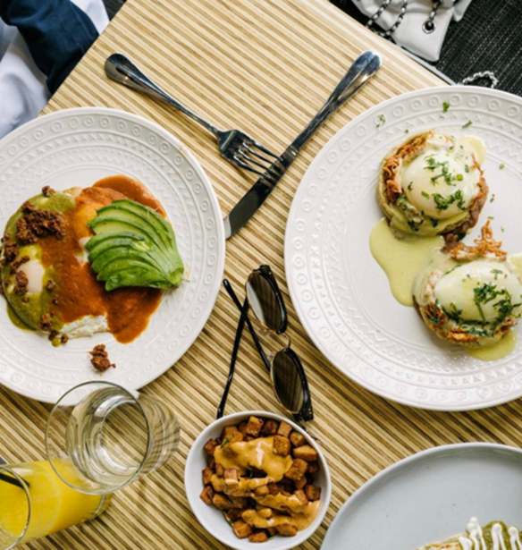 Τι να κάνεις στη διάρκεια ενός γεύματος για να καις περισσότερες θερμίδες