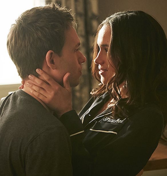 Meghan Markle | &#x395;&#x3C0;&#x3B9;&#x3C3;&#x3C4;&#x3C1;&#x3AD;&#x3C6;&#x3B5;&#x3B9; &#x3C3;&#x3C4;&#x3B7;&#x3BD; &#x3C5;&#x3C0;&#x3BF;&#x3BA;&#x3C1;&#x3B9;&#x3C4;&#x3B9;&#x3BA;&#x3AE; 7 &#x3C7;&#x3C1;&#x3CC;&#x3BD;&#x3B9;&#x3B1; &#x3BC;&#x3B5;&#x3C4;&#x3AC; &#x3C4;&#x3BF;&#x3BD; &#x3B3;&#x3AC;&#x3BC;&#x3BF; &#x3C4;&#x3B7;&#x3C2; &#x3BC;&#x3B5; &#x3C4;&#x3BF;&#x3BD; &#x3C0;&#x3C1;&#x3AF;&#x3B3;&#x3BA;&#x3B9;&#x3C0;&#x3B1; Harry