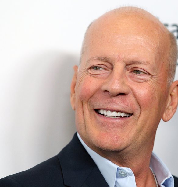 Bruce Willis | &#x397; &#x3C3;&#x3C0;&#x3AC;&#x3BD;&#x3B9;&#x3B1; &#x3B5;&#x3BD;&#x3B7;&#x3BC;&#x3AD;&#x3C1;&#x3C9;&#x3C3;&#x3B7; &#x3B3;&#x3B9;&#x3B1; &#x3C4;&#x3B7;&#x3BD; &#x3BA;&#x3B1;&#x3C4;&#x3AC;&#x3C3;&#x3C4;&#x3B1;&#x3C3;&#x3B7; &#x3C4;&#x3B7;&#x3C2; &#x3C5;&#x3B3;&#x3B5;&#x3AF;&#x3B1;&#x3C2; &#x3C4;&#x3BF;&#x3C5; &#x3C3;&#x3AE;&#x3BC;&#x3B5;&#x3C1;&#x3B1;