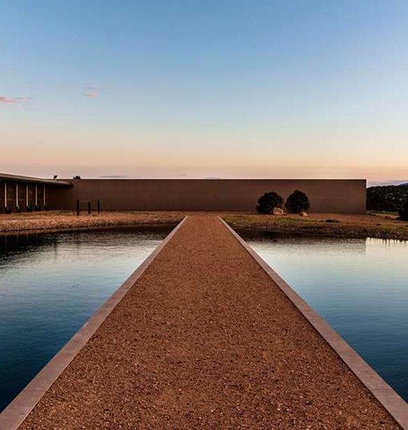 &#x3A4;&#x3BF; &#x3C1;&#x3AC;&#x3BD;&#x3C4;&#x3C3;&#x3BF; &#x3C4;&#x3BF;&#x3C5; Tom Ford &#x3C3;&#x3C4;&#x3B7; Santa Fe