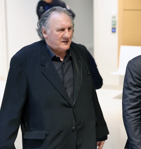 G&#xE9;rard Depardieu | &#x39A;&#x3C1;&#x3AF;&#x3B8;&#x3B7;&#x3BA;&#x3B5; &#x3AD;&#x3BD;&#x3BF;&#x3C7;&#x3BF;&#x3C2; &#x3B3;&#x3B9;&#x3B1; &#x3C3;&#x3B5;&#x3BE;&#x3BF;&#x3C5;&#x3B1;&#x3BB;&#x3B9;&#x3BA;&#x3AE; &#x3B5;&#x3C0;&#x3AF;&#x3B8;&#x3B5;&#x3C3;&#x3B7;