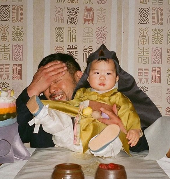 David Chang | &#x39F; &#x3B3;&#x3B9;&#x3BF;&#x3C2; &#x3C4;&#x3BF;&#x3C5; &#x3B4;&#x3B9;&#x3AC;&#x3C3;&#x3B7;&#x3BC;&#x3BF;&#x3C5; chef &#x3B5;&#x3AF;&#x3BD;&#x3B1;&#x3B9; &#x3CC;,&#x3C4;&#x3B9; &#x3BA;&#x3B1;&#x3BB;&#x3CD;&#x3C4;&#x3B5;&#x3C1;&#x3BF; &#x3B8;&#x3B1; &#x3B4;&#x3B5;&#x3B9;&#x3C2; &#x3C3;&#x3C4;&#x3BF; Instagram