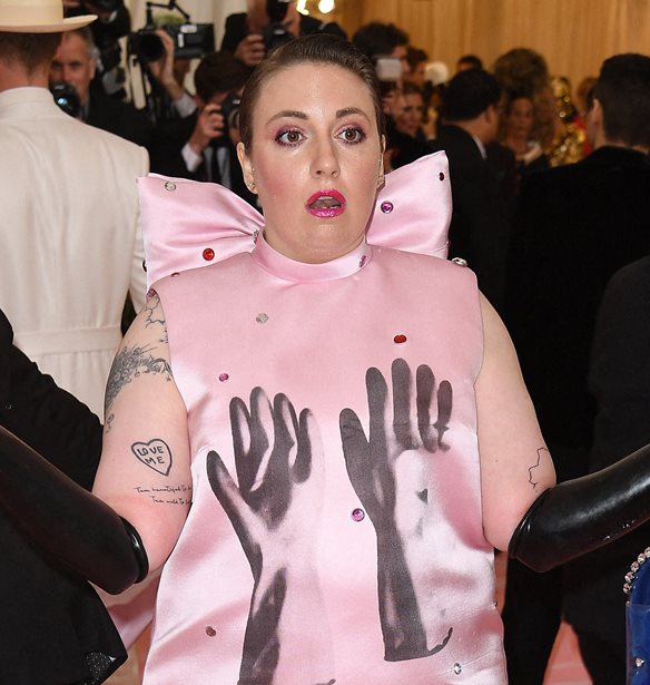 &#x397; Lena Dunham &#x3AD;&#x3BA;&#x3B1;&#x3BD;&#x3B5; &#x3C4;&#x3BF; &#x3BD;&#x3C4;&#x3B5;&#x3BC;&#x3C0;&#x3BF;&#x3CD;&#x3C4;&#x3BF; &#x3C4;&#x3B7;&#x3C2; &#x3C3;&#x3C4;&#x3B7;&#x3BD; &#x3C0;&#x3B1;&#x3C3;&#x3B1;&#x3C1;&#x3AD;&#x3BB;&#x3B1;