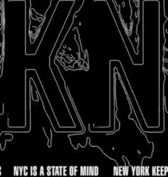 &#x397; DKNY &#x3B1;&#x3C0;&#x3BF;&#x3BA;&#x3B1;&#x3BB;&#x3CD;&#x3C0;&#x3C4;&#x3B5;&#x3B9; &#x3BC;&#x3AF;&#x3B1; &#x3BD;&#x3AD;&#x3B1; &#x3C8;&#x3B7;&#x3C6;&#x3B9;&#x3B1;&#x3BA;&#x3AE; &#x3B5;&#x3BA;&#x3B4;&#x3BF;&#x3C7;&#x3AE; &#x3C4;&#x3BF;&#x3C5; &#x3B5;&#x3BC;&#x3B2;&#x3BB;&#x3B7;&#x3BC;&#x3B1;&#x3C4;&#x3B9;&#x3BA;&#x3BF;&#x3CD; &#x3C4;&#x3B7;&#x3C2; logo &#x3B3;&#x3B9;&#x3B1; &#x3C6;&#x3B9;&#x3BB;&#x3B1;&#x3BD;&#x3B8;&#x3C1;&#x3C9;&#x3C0;&#x3B9;&#x3BA;&#x3CC; &#x3C3;&#x3BA;&#x3BF;&#x3C0;&#x3CC;