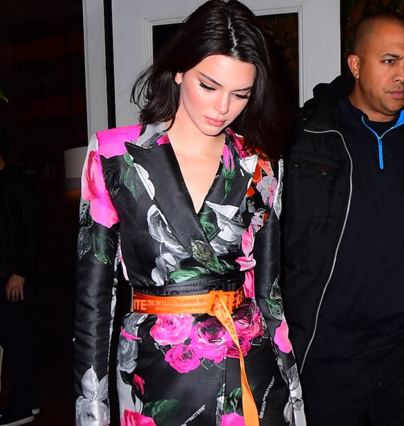 Kendall Jenner, Bella Hadid, Kaia Gerber &#x3BA;&#x3B1;&#x3B9; &#x3AC;&#x3BB;&#x3BB;&#x3B1; &#x3BC;&#x3BF;&#x3BD;&#x3C4;&#x3AD;&#x3BB;&#x3B1; &#x3C3;&#x3C5;&#x3BD;&#x3B1;&#x3BD;&#x3C4;&#x3AE;&#x3B8;&#x3B7;&#x3BA;&#x3B1;&#x3BD; &#x3C3;&#x3C4;&#x3BF; &#x3AF;&#x3B4;&#x3B9;&#x3BF; club