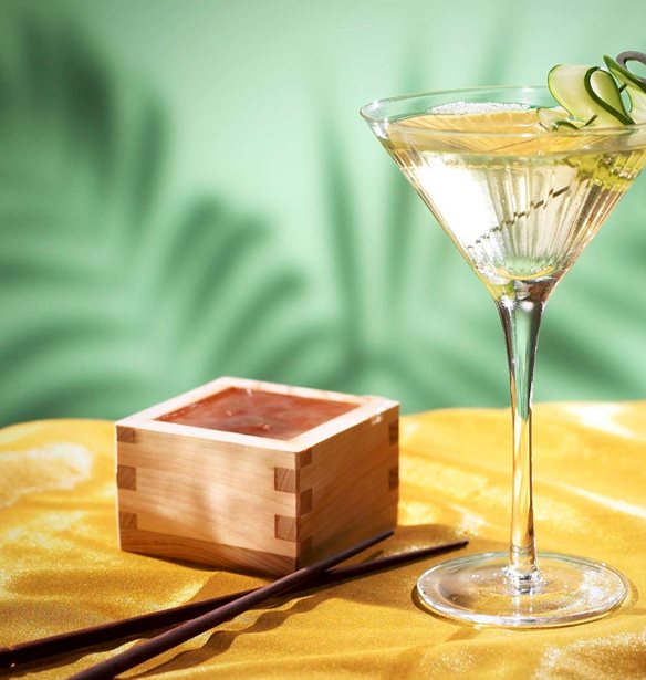 Cocktails &#x3BC;&#x3B5; &#x3C3;&#x3AC;&#x3BA;&#x3B5;. T&#x3BF; &#x3BC;&#x3AD;&#x3BB;&#x3BB;&#x3BF;&#x3BD;;