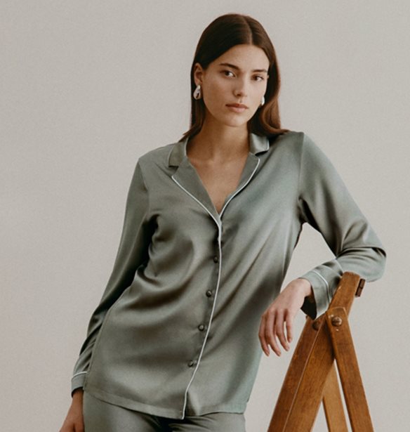 &#x397; premium silk &#x3C3;&#x3C5;&#x3BB;&#x3BB;&#x3BF;&#x3B3;&#x3AE; &#x3C4;&#x3B7;&#x3C2; Intimissimi &#x3C5;&#x3C0;&#x3CC;&#x3C3;&#x3C7;&#x3B5;&#x3C4;&#x3B1;&#x3B9; &#x3B5;&#x3BA;&#x3BB;&#x3B5;&#x3C0;&#x3C4;&#x3C5;&#x3C3;&#x3BC;&#x3AD;&#x3BD;&#x3B7; &#x3BA;&#x3BF;&#x3BC;&#x3C8;&#x3CC;&#x3C4;&#x3B7;&#x3C4;&#x3B1;