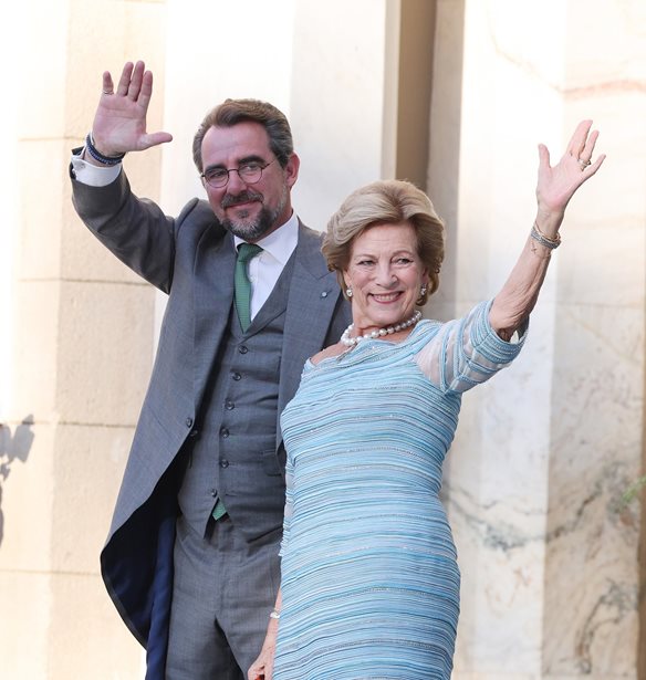 &#x386;&#x3BD;&#x3BD;&#x3B1; &#x39C;&#x3B1;&#x3C1;&#x3AF;&#x3B1; | &#x397; &#x3C3;&#x3C0;&#x3AC;&#x3BD;&#x3B9;&#x3B1; &#x3C6;&#x3C9;&#x3C4;&#x3BF;&#x3B3;&#x3C1;&#x3B1;&#x3C6;&#x3AF;&#x3B1; &#x3B1;&#x3C0;&#x3CC; &#x3C4;&#x3B1; &#x3BD;&#x3B9;&#x3AC;&#x3C4;&#x3B1; &#x3C4;&#x3B7;&#x3C2;