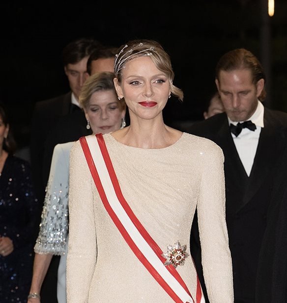 Charlene &#x3C4;&#x3BF;&#x3C5; &#x39C;&#x3BF;&#x3BD;&#x3B1;&#x3BA;&#x3CC; | &#x393;&#x3B9;&#x3B1;&#x3C4;&#x3AF; &#x3C0;&#x3B5;&#x3C1;&#x3AF;&#x3BC;&#x3B5;&#x3BD;&#x3B5; 15 &#x3C7;&#x3C1;&#x3CC;&#x3BD;&#x3B9;&#x3B1; &#x3BC;&#x3AD;&#x3C7;&#x3C1;&#x3B9; &#x3BD;&#x3B1; &#x3C6;&#x3BF;&#x3C1;&#x3AD;&#x3C3;&#x3B5;&#x3B9; &#x3BE;&#x3B1;&#x3BD;&#x3AC; &#x3C4;&#x3B7; &#x3B3;&#x3B1;&#x3BC;&#x3AE;&#x3BB;&#x3B9;&#x3B1; &#x3C4;&#x3B9;&#x3AC;&#x3C1;&#x3B1; &#x3C4;&#x3B7;&#x3C2;;