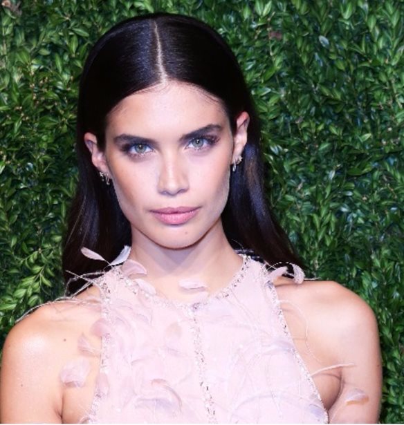 &#x3A0;&#x3CE;&#x3C2; &#x3B8;&#x3B1; &#x3C0;&#x3B5;&#x3C4;&#x3CD;&#x3C7;&#x3B5;&#x3B9;&#x3C2; &#x3C4;&#x3BF; &#x27;no make-up&#x27; make-up &#x3B1;&#x3BA;&#x3C1;&#x3B9;&#x3B2;&#x3CE;&#x3C2; &#x3CC;&#x3C0;&#x3C9;&#x3C2; &#x3B7; Sara Sampaio
