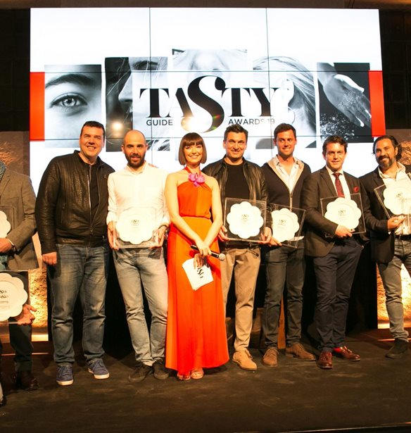 Tasty Awards 2019 | &#x38C;&#x3BB;&#x3B1; &#x3CC;&#x3C3;&#x3B1; &#x3AD;&#x3B3;&#x3B9;&#x3BD;&#x3B1;&#x3BD; &#x3C3;&#x3C4;&#x3B7;&#x3BD; &#x3C4;&#x3AD;&#x3C4;&#x3B1;&#x3C1;&#x3C4;&#x3B7; &#x3B1;&#x3C0;&#x3BF;&#x3BD;&#x3BF;&#x3BC;&#x3AE; &#x3C4;&#x3C9;&#x3BD; &#x392;&#x3C1;&#x3B1;&#x3B2;&#x3B5;&#x3AF;&#x3C9;&#x3BD; &#x393;&#x3B5;&#x3CD;&#x3C3;&#x3B7;&#x3C2;