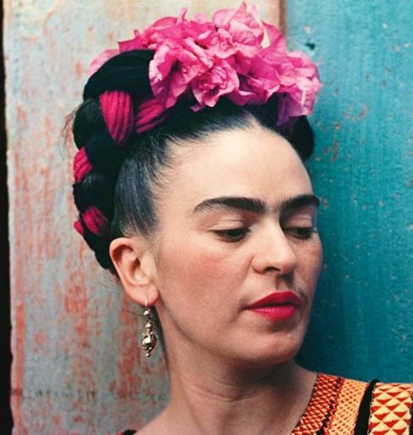 &#x397; &#x3B6;&#x3C9;&#x3AE; &#x3C4;&#x3B7;&#x3C2; Frida Kahlo &#x3B3;&#x3AF;&#x3BD;&#x3B5;&#x3C4;&#x3B1;&#x3B9; &#x3BC;&#x3B9;&#x3BF;&#x3CD;&#x3B6;&#x3B9;&#x3BA;&#x3B1;&#x3BB; &#x3C3;&#x3C4;&#x3BF; &#x39C;&#x3C0;&#x3C1;&#x3CC;&#x3BD;&#x3C4;&#x3B3;&#x3BF;&#x3C5;&#x3B5;&#x3CA;