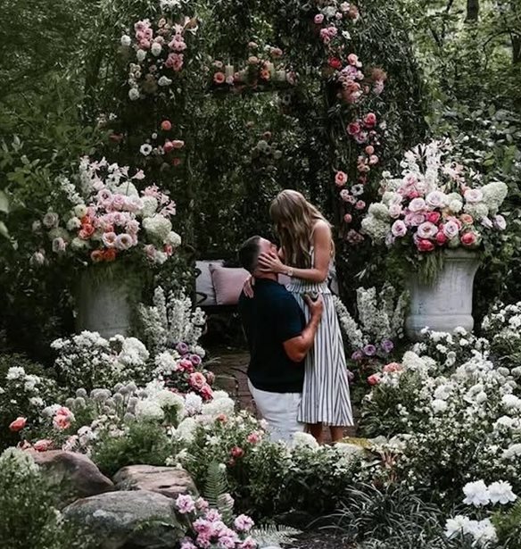 &#x39F; Travis Kelce &#x3AD;&#x3BA;&#x3BB;&#x3B1;&#x3C8;&#x3B5; &#x3CC;&#x3C4;&#x3B1;&#x3BD; &#x3AD;&#x3BA;&#x3B1;&#x3BD;&#x3B5; &#x3C0;&#x3C1;&#x3CC;&#x3C4;&#x3B1;&#x3C3;&#x3B7; &#x3B3;&#x3AC;&#x3BC;&#x3BF;&#x3C5; &#x3C3;&#x3C4;&#x3B7;&#x3BD; Taylor Swift