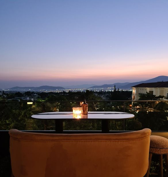 #Tidbits *: &#x388;&#x3BD;&#x3B1; &#x3BD;&#x3AD;&#x3BF; roof garden &#x3BC;&#x3B5; &#x3B8;&#x3AD;&#x3B1; &#x3C3;&#x3C4;&#x3BF; &#x39A;&#x3B5;&#x3C6;&#x3B1;&#x3BB;&#x3AC;&#x3C1;&#x3B9;