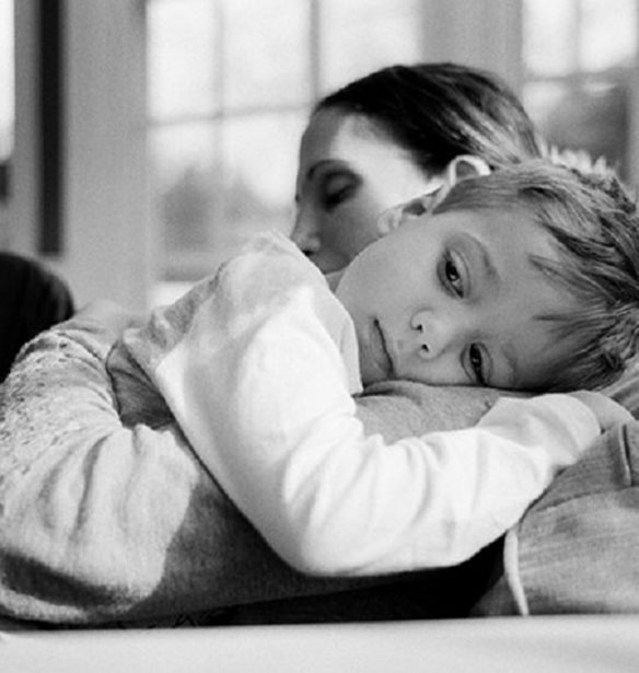 &#x39C;&#x3B9;&#x3B1; &#x3BC;&#x3B1;&#x3BC;&#x3AC; &#x3C3;&#x3C5;&#x3C7;&#x3BD;&#x3AC; &#x3BD;&#x3B9;&#x3CE;&#x3B8;&#x3B5;&#x3B9; &#x3B5;&#x3C5;&#x3B3;&#x3BD;&#x3CE;&#x3BC;&#x3C9;&#x3BD; &#x3B3;&#x3B9;&#x3B1; &#x3CC;&#x3C3;&#x3B1; &#x3AD;&#x3C7;&#x3B5;&#x3B9;, &#x3B1;&#x3BB;&#x3BB;&#x3AC; &#x3B5;&#x3BE;&#x3BF;&#x3C5;&#x3B8;&#x3B5;&#x3BD;&#x3C9;&#x3BC;&#x3AD;&#x3BD;&#x3B7; &#x3B1;&#x3C0;&#x2019; &#x3CC;&#x3C3;&#x3B1; &#x3B1;&#x3C0;&#x3B1;&#x3B9;&#x3C4;&#x3BF;&#x3CD;&#x3BD;&#x3C4;&#x3B1;&#x3B9; &#x3B1;&#x3C0;&#x3CC; &#x3B5;&#x3BA;&#x3B5;&#x3AF;&#x3BD;&#x3B7;