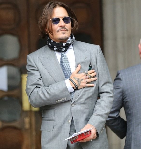 &#x39F; Johnny Depp &#x3BA;&#x3C5;&#x3BA;&#x3BB;&#x3BF;&#x3C6;&#x3CC;&#x3C1;&#x3B7;&#x3C3;&#x3B5; &#x3C4;&#x3C1;&#x3B1;&#x3B3;&#x3BF;&#x3CD;&#x3B4;&#x3B9;