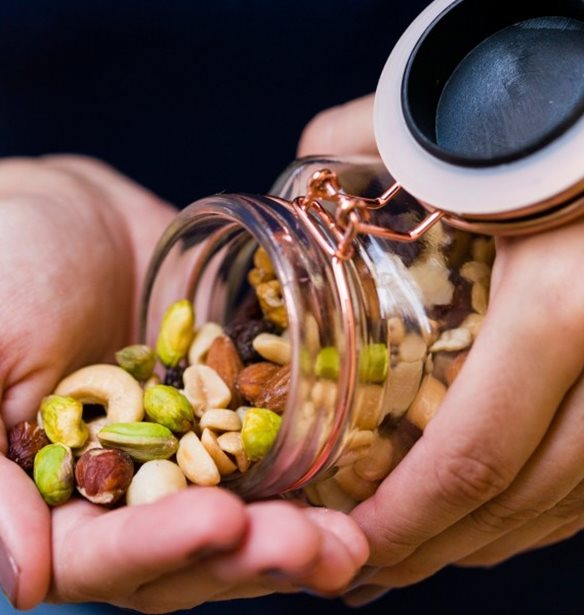 Εύκολο και υγιεινό σνακ: Ρωτήσαμε 10 διαιτολόγους τι προτιμούν