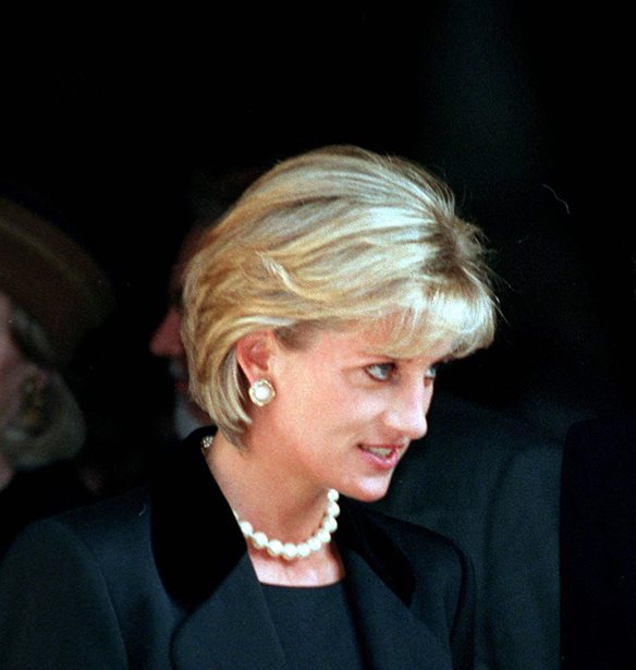 &#x388;&#x3C6;&#x3C5;&#x3BD;&#x3B5; &#x3B1;&#x3C0;&#x3CC; &#x3C4;&#x3B7; &#x3B6;&#x3C9;&#x3AE; &#x3BF; &#x3C3;&#x3C9;&#x3BC;&#x3B1;&#x3C4;&#x3BF;&#x3C6;&#x3CD;&#x3BB;&#x3B1;&#x3BA;&#x3B1;&#x3C2; &#x3C4;&#x3B7;&#x3C2; Lady Di | &#x389;&#x3C4;&#x3B1;&#x3BD; &#x3B4;&#x3AF;&#x3C0;&#x3BB;&#x3B1; &#x3C4;&#x3B7;&#x3C2; &#x3C4;&#x3B9;&#x3C2; &#x3C4;&#x3B5;&#x3BB;&#x3B5;&#x3C5;&#x3C4;&#x3B1;&#x3AF;&#x3B5;&#x3C2; &#x3B7;&#x3BC;&#x3AD;&#x3C1;&#x3B5;&#x3C2; &#x3C4;&#x3B7;&#x3C2; &#x3B6;&#x3C9;&#x3AE;&#x3C2; &#x3C4;&#x3B7;&#x3C2;