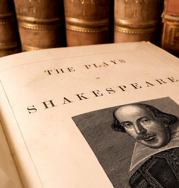 &#x388;&#x3BD;&#x3B1; &#x3B1;&#x3C0;&#x3CC; &#x3C4;&#x3B1; &#x3AD;&#x3BE;&#x3B9; &#x3C3;&#x3C9;&#x3B6;&#x3CC;&#x3BC;&#x3B5;&#x3BD;&#x3B1; First Folio &#x3C4;&#x3BF;&#x3C5; &#x3A3;&#x3B1;&#x3AF;&#x3BE;&#x3C0;&#x3B7;&#x3C1; &#x3C0;&#x3C9;&#x3BB;&#x3AE;&#x3B8;&#x3B7;&#x3BA;&#x3B5; &#x3C3;&#x3C4;&#x3B7;&#x3BD; &#x3C4;&#x3B9;&#x3BC;&#x3AE; &#x3C1;&#x3B5;&#x3BA;&#x3CC;&#x3C1; &#x3C4;&#x3C9;&#x3BD; 9,97 &#x3B5;&#x3BA;&#x3B1;&#x3C4;. &#x3B4;&#x3BF;&#x3BB;&#x3B1;&#x3C1;&#x3AF;&#x3C9;&#x3BD;