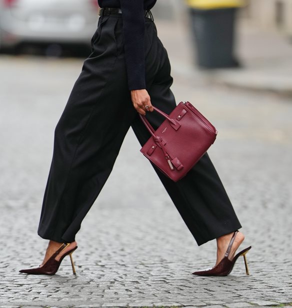 Τα δερμάτινα slingbacks από τη Zara που θα φοράς με τα παντελόνια σου