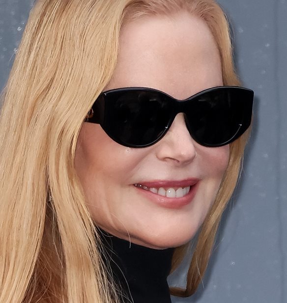 Nicole Kidman - Salma Hayek | &#x397; &#x3B1;&#x3BB;&#x3AE;&#x3B8;&#x3B5;&#x3B9;&#x3B1; &#x3B3;&#x3B9;&#x3B1; &#x3C4;&#x3B7; &#x3C3;&#x3C4;&#x3B9;&#x3B3;&#x3BC;&#x3AE; &#x3AD;&#x3BD;&#x3C4;&#x3B1;&#x3C3;&#x3B7;&#x3C2; &#x3C3;&#x3C4;&#x3B7;&#x3BD; &#x395;&#x3B2;&#x3B4;&#x3BF;&#x3BC;&#x3AC;&#x3B4;&#x3B1; &#x39C;&#x3CC;&#x3B4;&#x3B1;&#x3C2;
