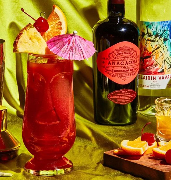 &#x397; tiki &#x3B3;&#x3BF;&#x3B7;&#x3C4;&#x3B5;&#x3AF;&#x3B1; &#x3C4;&#x3BF;&#x3C5; Rum Runner