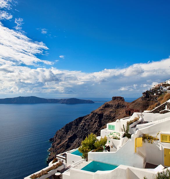 &#x3A4;&#x3BF; 1&#x3BF; &quot;The Hotel Design Workshop&quot; &#x3BF;&#x3BB;&#x3BF;&#x3BA;&#x3BB;&#x3B7;&#x3C1;&#x3CE;&#x3B8;&#x3B7;&#x3BA;&#x3B5; &#x3BC;&#x3B5; &#x3B5;&#x3C0;&#x3B9;&#x3C4;&#x3C5;&#x3C7;&#x3AF;&#x3B1; &#x3C3;&#x3C4;&#x3B7;&#x3BD; &#x3A3;&#x3B1;&#x3BD;&#x3C4;&#x3BF;&#x3C1;&#x3AF;&#x3BD;&#x3B7;