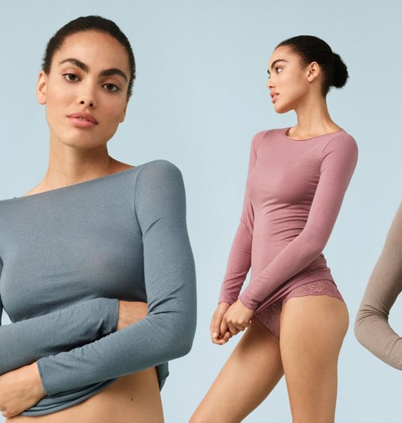 Ultralight with Cashmere | H &#x3BC;&#x3BF;&#x3BD;&#x3B1;&#x3B4;&#x3B9;&#x3BA;&#x3AE; &#x3AF;&#x3BD;&#x3B1; &#x3B1;&#x3C0;&#x3CC; &#x3C4;&#x3B7;&#x3BD; Intimissimi &#x3AD;&#x3C1;&#x3C7;&#x3B5;&#x3C4;&#x3B1;&#x3B9; &#x3C3;&#x3B5; &#x3BD;&#x3AD;&#x3B1; &#x3C3;&#x3C7;&#x3AD;&#x3B4;&#x3B9;&#x3B1;