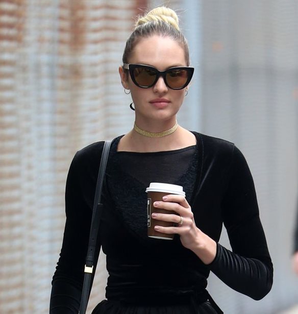 H Candice Swanepoel &#x3B1;&#x3C0;&#x3BF;&#x3B4;&#x3B5;&#x3B9;&#x3BA;&#x3BD;&#x3CD;&#x3B5;&#x3B9; &#x3CC;&#x3C4;&#x3B9; &#x3C4;&#x3BF; &#x3BC;&#x3AC;&#x3C5;&#x3C1;&#x3BF; &#x3B4;&#x3B5;&#x3AF;&#x3C7;&#x3BD;&#x3B5;&#x3B9; &#x3B5;&#x3BE;&#x3AF;&#x3C3;&#x3BF;&#x3C5; cool &#x3BA;&#x3B1;&#x3B9; &#x3C4;&#x3B7;&#x3BD; &#x3AC;&#x3BD;&#x3BF;&#x3B9;&#x3BE;&#x3B7;