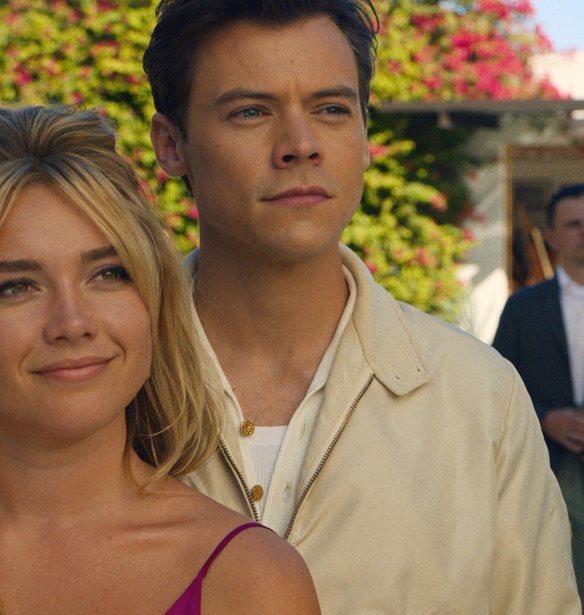 &#x3A4;&#x3B9; &#x3AD;&#x3C7;&#x3B5;&#x3B9; &#x3C3;&#x3C5;&#x3BC;&#x3B2;&#x3B5;&#x3AF; &#x3B1;&#x3BD;&#x3AC;&#x3BC;&#x3B5;&#x3C3;&#x3B1; &#x3C3;&#x3C4;&#x3B7; Florence Pugh &#x3BA;&#x3B1;&#x3B9; &#x3C4;&#x3BF;&#x3BD; Harry Styles; &#x38C;&#x3C3;&#x3B1; &#x3B4;&#x3AE;&#x3BB;&#x3C9;&#x3C3;&#x3B5; &#x3B7; &#x3BD;&#x3C4;&#x3B1;&#x3BD;&#x3C4;&#x3AC; &#x3C4;&#x3C9;&#x3BD; &#x3C0;&#x3B1;&#x3B9;&#x3B4;&#x3B9;&#x3CE;&#x3BD; &#x3C4;&#x3B7;&#x3C2; Olivia Wilde
