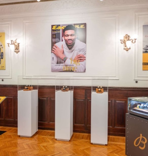 Esquire Townhouse Athens | &#x3A4;&#x3B1;&#x3BE;&#x3AF;&#x3B4;&#x3B9; &#x3C3;&#x3C4;&#x3BF;&#x3BD; &#x3C7;&#x3C1;&#x3CC;&#x3BD;&#x3BF; &#x3BC;&#x3B5; &#x3C4;&#x3B7;&#x3BD; Breitling