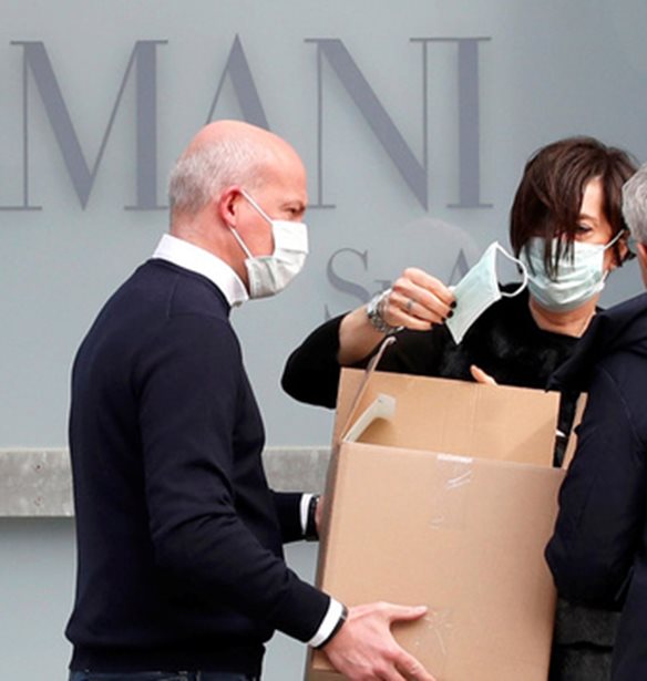 &#x397; &#x3B5;&#x3C0;&#x3B9;&#x3B4;&#x3B7;&#x3BC;&#x3AF;&#x3B1; &#x3C0;&#x3BB;&#x3AE;&#x3C4;&#x3C4;&#x3B5;&#x3B9; &#x3C4;o fashion industry: &#x39F;&#x3B9; &#x3BC;&#x3B5;&#x3B3;&#x3AC;&#x3BB;&#x3B5;&#x3C2; &#x3C0;&#x3C1;&#x3C9;&#x3C4;&#x3B5;&#x3CD;&#x3BF;&#x3C5;&#x3C3;&#x3B5;&#x3C2; &#x3C4;&#x3B7;&#x3C2; &#x3BC;&#x3CC;&#x3B4;&#x3B1;&#x3C2; &#x3B8;&#x3CD;&#x3BC;&#x3B1;&#x3C4;&#x3B1; &#x3C4;&#x3BF;&#x3C5; &#x3BA;&#x3BF;&#x3C1;&#x3BF;&#x3BD;&#x3BF;&#x3CA;&#x3BF;&#x3CD;