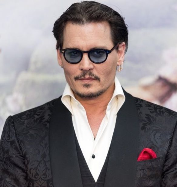 Johnny Depp:&#x3A4;&#x3BF; &#x3B1;&#x3C0;&#x3AF;&#x3C3;&#x3C4;&#x3B5;&#x3C5;&#x3C4;&#x3BF; &#x3C0;&#x3BF;&#x3C3;&#x3CC; &#x3C0;&#x3BF;&#x3C5; &#x3BE;&#x3BF;&#x3B4;&#x3B5;&#x3CD;&#x3B5;&#x3B9; &#x3BC;&#x3AD;&#x3C3;&#x3B1; &#x3C3;&#x3B5; &#x3AD;&#x3BD;&#x3B1; &#x3BC;&#x3AE;&#x3BD;&#x3B1;!