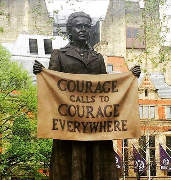 Millicent Fawcett: 5 &#x3C6;&#x3C1;&#x3AC;&#x3C3;&#x3B5;&#x3B9;&#x3C2; &#x3C4;&#x3B7;&#x3C2; &#x3C6;&#x3B5;&#x3BC;&#x3B9;&#x3BD;&#x3AF;&#x3C3;&#x3C4;&#x3C1;&#x3B9;&#x3B1;&#x3C2; &#x3C0;&#x3BF;&#x3C5; &#x3B3;&#x3AF;&#x3BD;&#x3B5;&#x3C4;&#x3B1;&#x3B9; &#x3C4;&#x3BF; &#x3C0;&#x3C1;&#x3CE;&#x3C4;&#x3BF; &#x3B3;&#x3C5;&#x3BD;&#x3B1;&#x3B9;&#x3BA;&#x3B5;&#x3AF;&#x3BF; &#x3AC;&#x3B3;&#x3B1;&#x3BB;&#x3BC;&#x3B1; &#x3C3;&#x3C4;&#x3B7;&#x3BD; Parliament Square &#x3C4;&#x3BF;&#x3C5; &#x39B;&#x3BF;&#x3BD;&#x3B4;&#x3AF;&#x3BD;&#x3BF;&#x3C5;