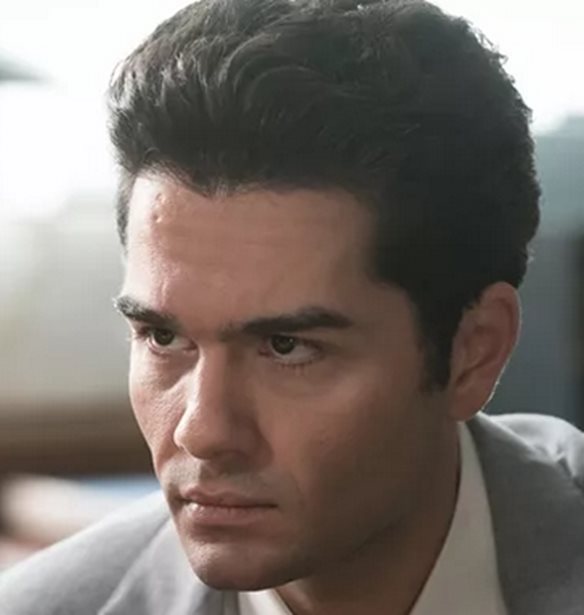 &#x3A5;&#x3C0;&#x3AC;&#x3C1;&#x3C7;&#x3C9; | &#x392;&#x3C1;&#x3B5;&#x3B8;&#x3AE;&#x3BA;&#x3B1;&#x3BC;&#x3B5; &#x3C3;&#x3C4;&#x3B1; &#x3B3;&#x3C5;&#x3C1;&#x3AF;&#x3C3;&#x3BC;&#x3B1;&#x3C4;&#x3B1; &#x3C4;&#x3B7;&#x3C2; &#x3B2;&#x3B9;&#x3BF;&#x3B3;&#x3C1;&#x3B1;&#x3C6;&#x3AF;&#x3B1;&#x3C2; &#x3C4;&#x3BF;&#x3C5; &#x3A3;&#x3C4;&#x3AD;&#x3BB;&#x3B9;&#x3BF;&#x3C5; &#x39A;&#x3B1;&#x3B6;&#x3B1;&#x3BD;&#x3C4;&#x3B6;&#x3AF;&#x3B4;&#x3B7;