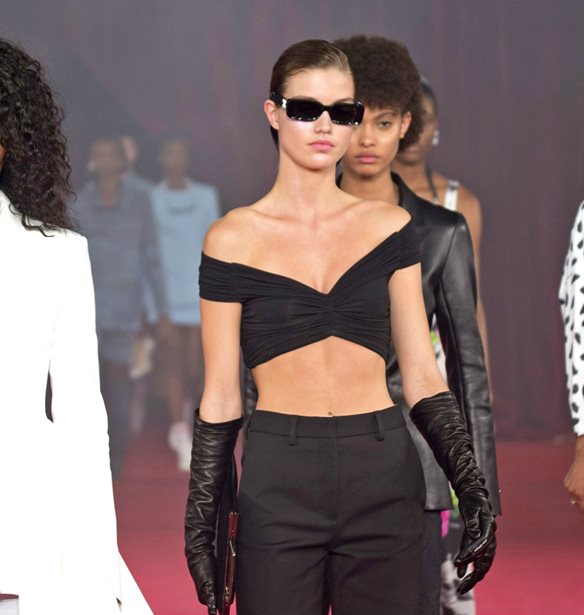 H &#x3C0;&#x3C1;&#x3B9;&#x3B3;&#x3BA;&#x3AF;&#x3C0;&#x3B9;&#x3C3;&#x3C3;&#x3B1; Diana &#x3B5;&#x3BD;&#x3AD;&#x3C0;&#x3BD;&#x3B5;&#x3C5;&#x3C3;&#x3B5; &#x3C4;&#x3B7;&#x3BD; &#x3C4;&#x3B5;&#x3BB;&#x3B5;&#x3C5;&#x3C4;&#x3B1;&#x3AF;&#x3B1; &#x3C3;&#x3C5;&#x3BB;&#x3BB;&#x3BF;&#x3B3;&#x3AE; &#x3C4;&#x3BF;&#x3C5; Off-White &#x3B3;&#x3B9;&#x3B1; &#x3C4;&#x3B7;&#x3BD; &#x386;&#x3BD;&#x3BF;&#x3B9;&#x3BE;&#x3B7; &#x27;18