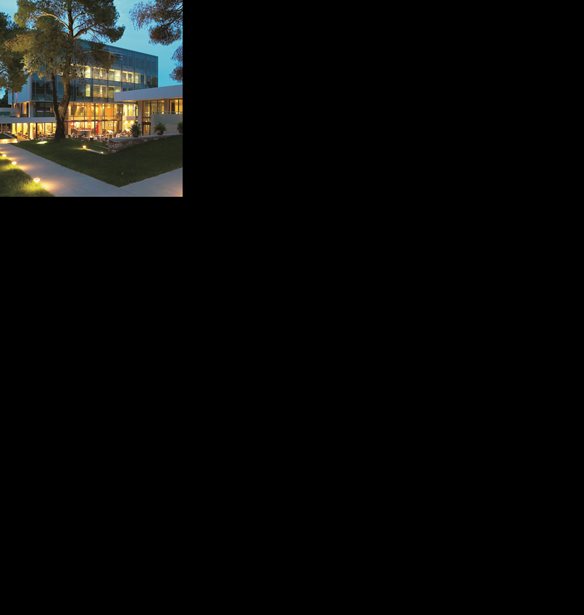 &#x397; &#x3B3;&#x3B9;&#x3BF;&#x3C1;&#x3C4;&#x3AE; &#x3C4;&#x3C9;&#x3BD; &#x3B5;&#x3C1;&#x3C9;&#x3C4;&#x3B5;&#x3C5;&#x3BC;&#x3AD;&#x3BD;&#x3C9;&#x3BD; &#x3C3;&#x3C4;&#x3BF; Life Gallery athens hotel