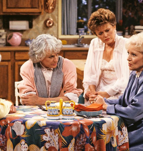 &#x388;&#x3BD;&#x3B1; cafe &#x3B1;&#x3C6;&#x3B9;&#x3B5;&#x3C1;&#x3C9;&#x3BC;&#x3AD;&#x3BD;&#x3BF; &#x3C3;&#x3C4;&#x3B1; &quot;Golden Girls&quot; &#x3AC;&#x3BD;&#x3BF;&#x3B9;&#x3BE;&#x3B5; &#x3C4;&#x3B9;&#x3C2; &#x3C0;&#x3CC;&#x3C1;&#x3C4;&#x3B5;&#x3C2; &#x3C4;&#x3BF;&#x3C5; &#x3C3;&#x3C4;&#x3B7; &#x39D;&#x3AD;&#x3B1; &#x3A5;&#x3CC;&#x3C1;&#x3BA;&#x3B7;